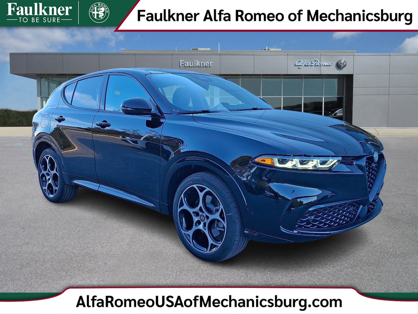 New 2025 Alfa Romeo Tonale AWD w/ Premium Package image 1