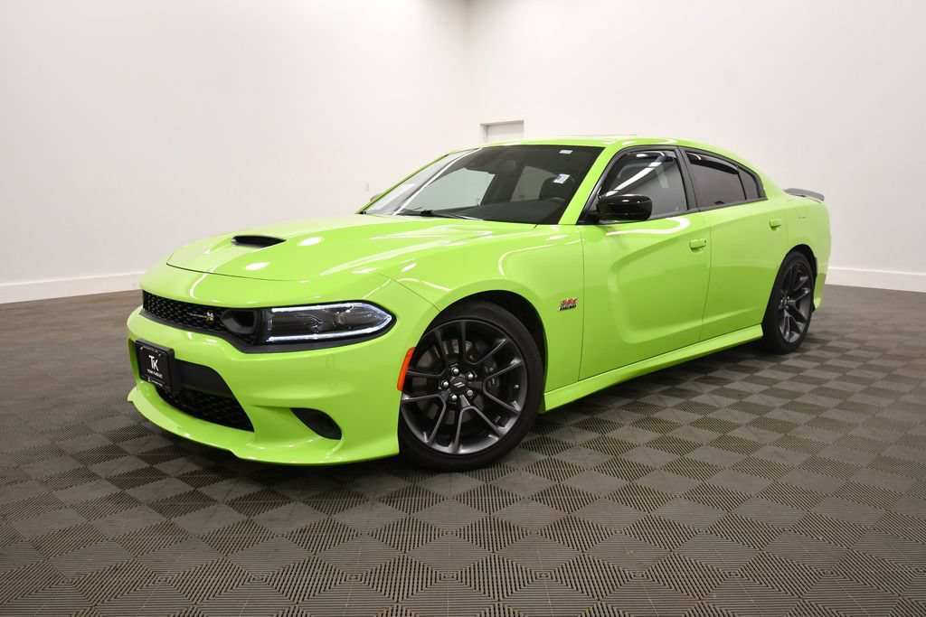 Used 2023 Dodge Charger Scat Pack w/ Technology Group RWD image 2