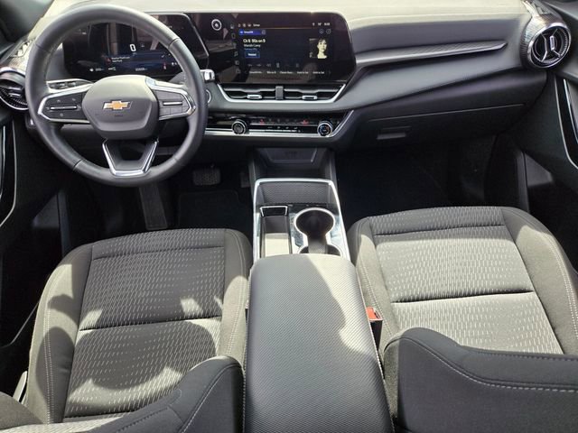 Used 2025 Chevrolet Equinox LT w/ Safety and Technology Package image 13