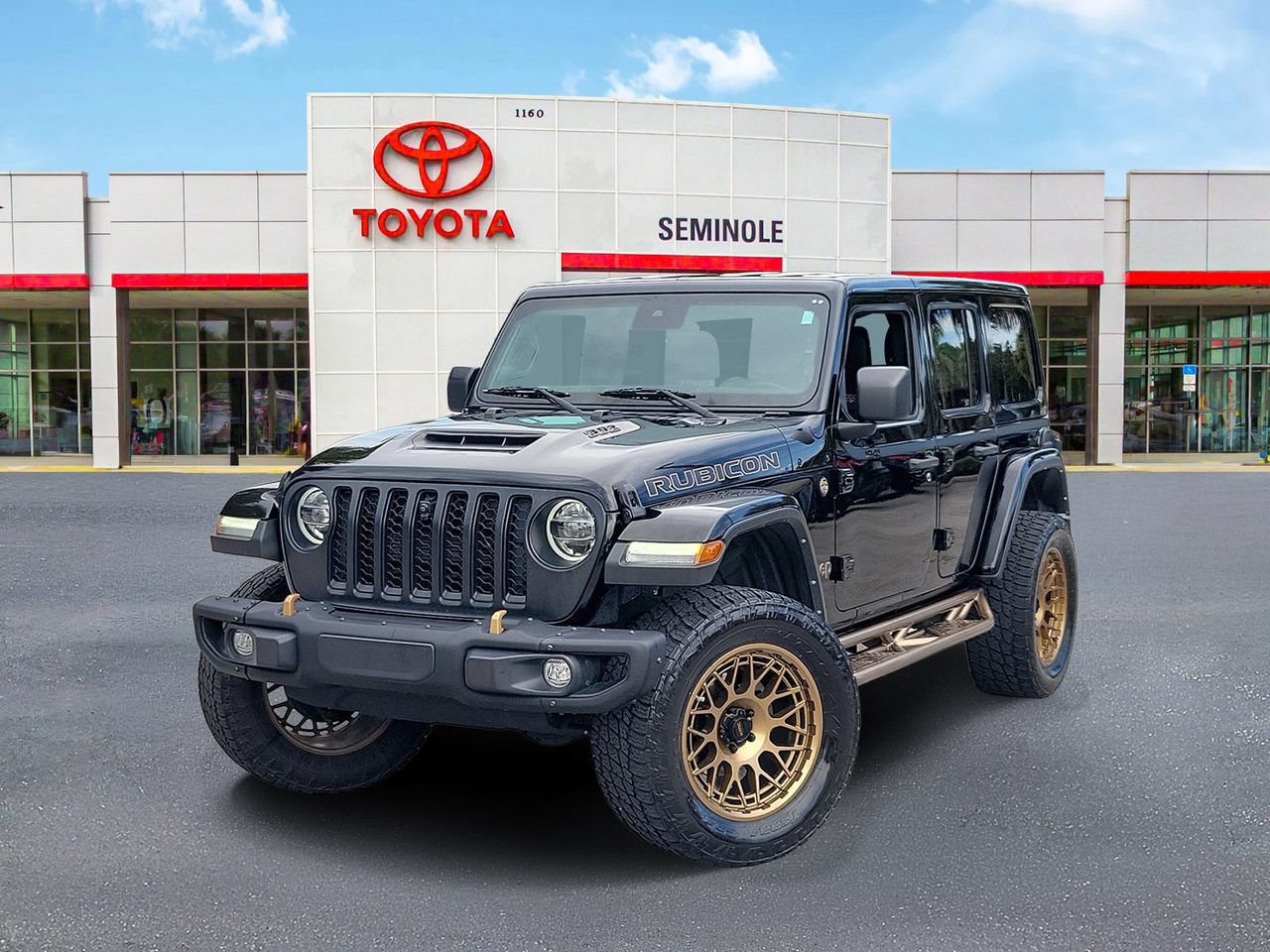 Used 2022 Jeep Wrangler Unlimited Rubicon w/ Dual Top Group AWD/4WD image 1