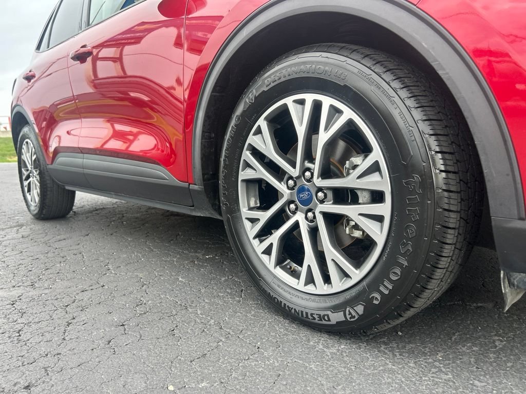 Used 2020 Ford Escape SEL FWD image 11