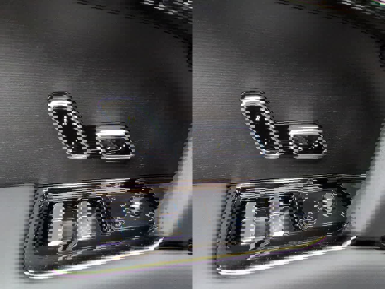 New 2026 Land Rover Range Rover Sport SE AWD/4WD image 17