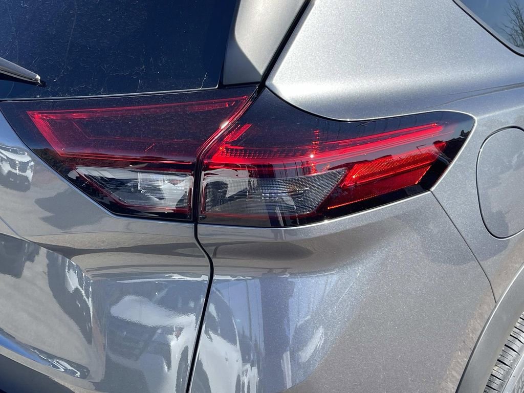 New 2026 Nissan Rogue S FWD image 10