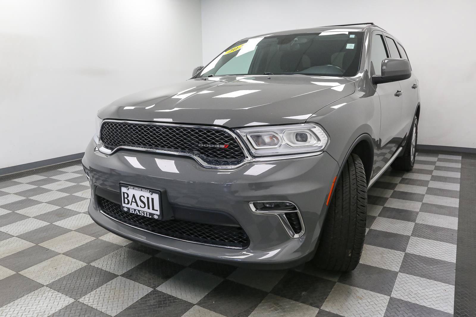 Used 2021 Dodge Durango SXT AWD/4WD image 4