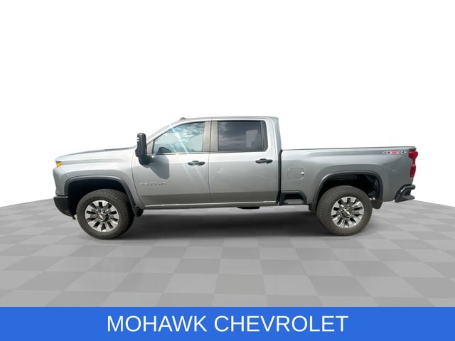 Used 2025 Chevrolet Silverado 2500 Custom w/ Custom Value Package AWD/4WD image 5