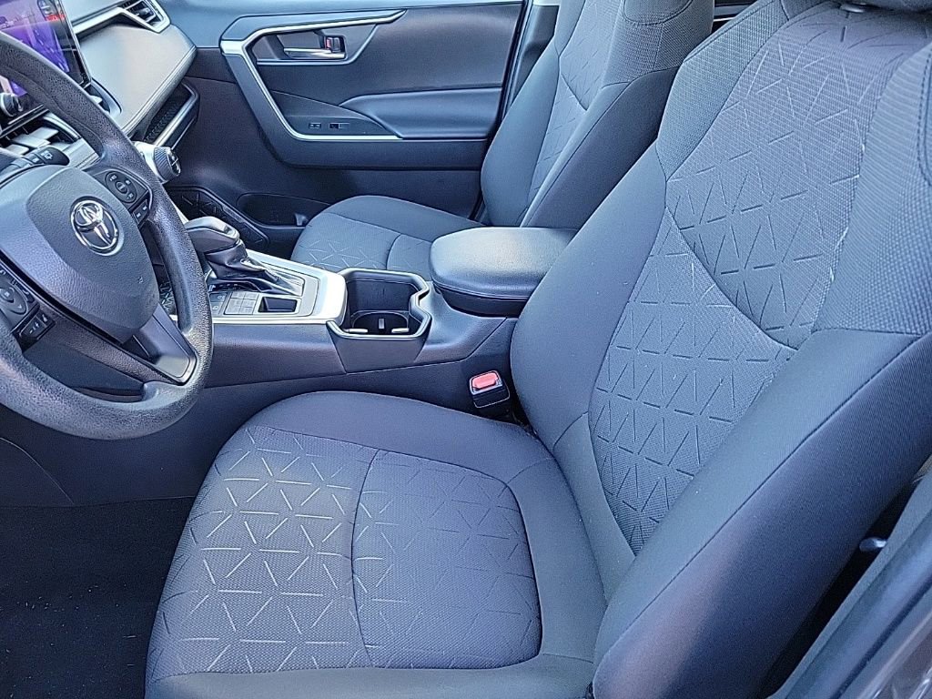 Used 2023 Toyota RAV4 XLE image 11