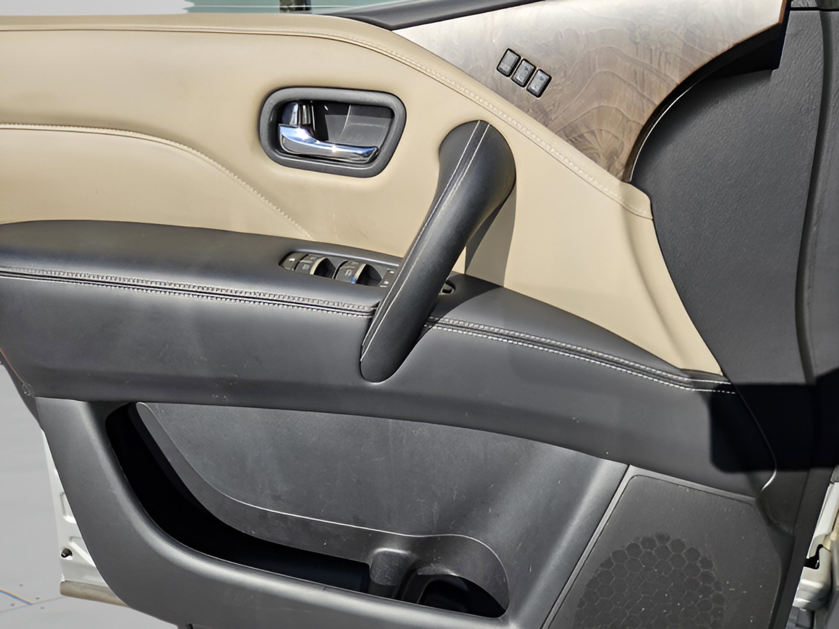 Used 2023 INFINITI QX80 Premium Select w/ All-Season Package image 55