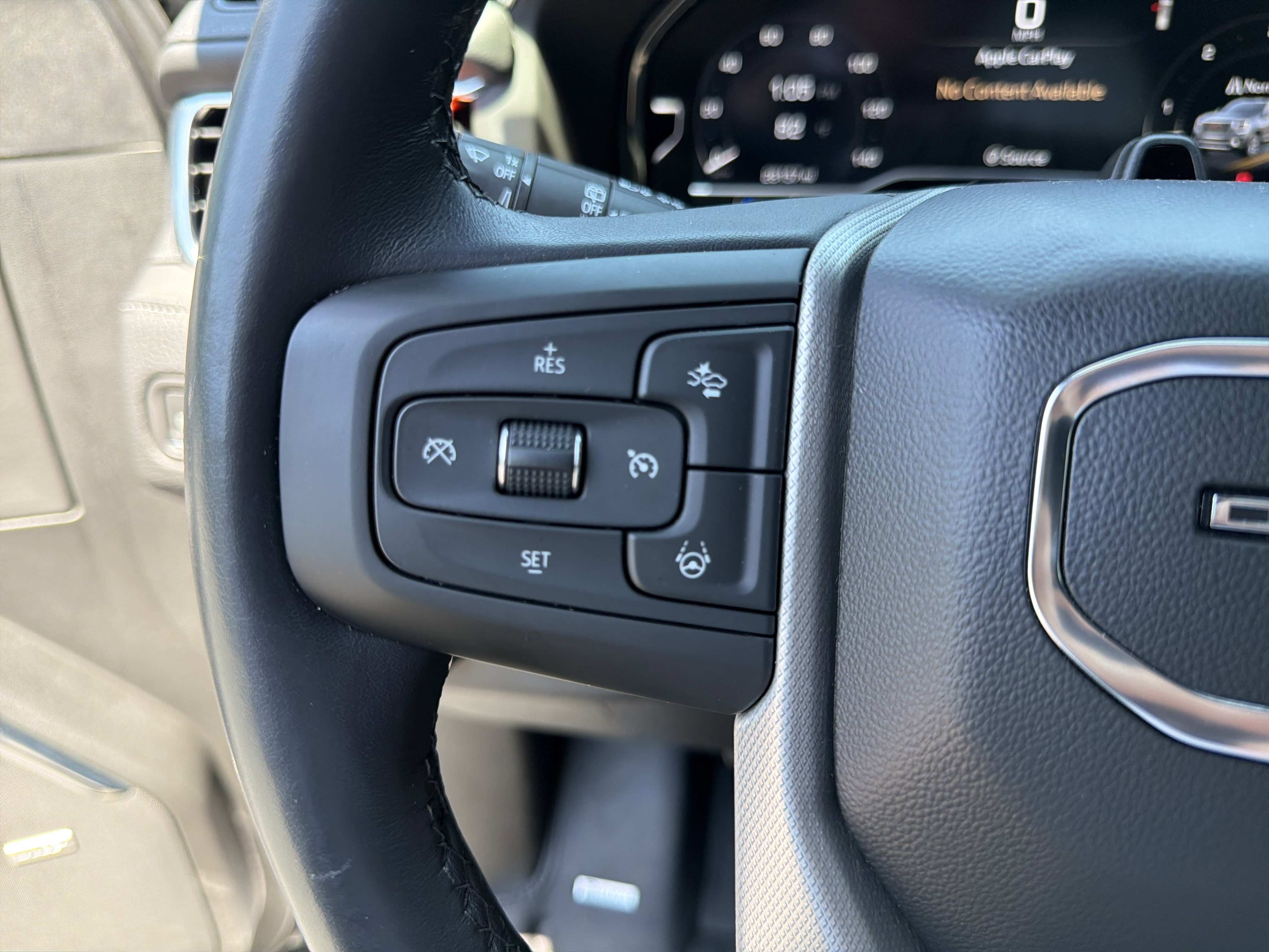 Used 2023 GMC Yukon Denali w/ Denali Reserve Package AWD/4WD image 40