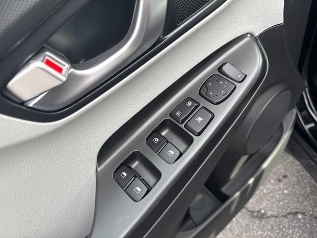 Certified 2023 Hyundai Kona SEL w/ Convenience Package image 9
