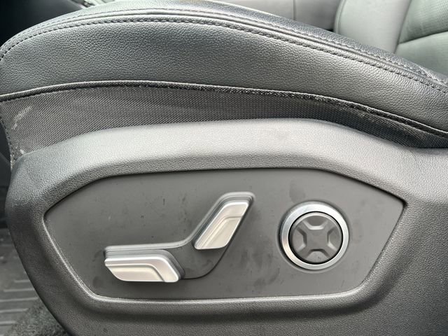 Used 2024 Hyundai Santa Fe Limited FWD image 29