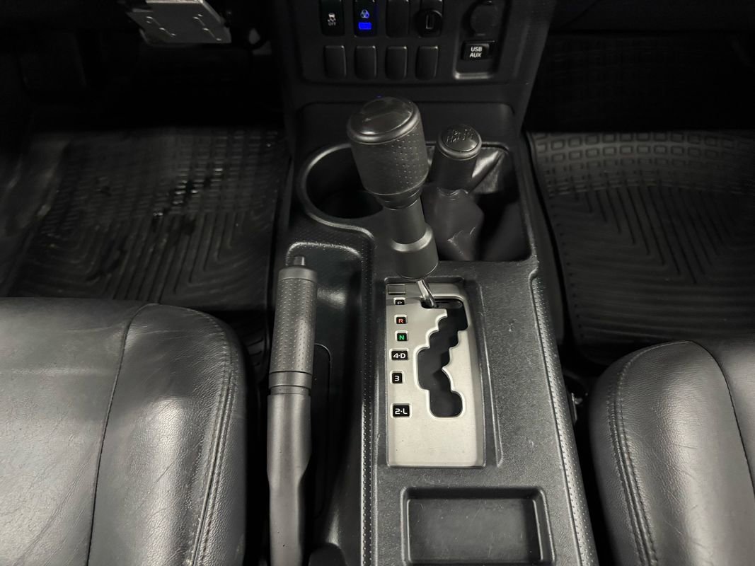 Used 2014 Toyota FJ Cruiser 4WD w/ Convenience Package image 30