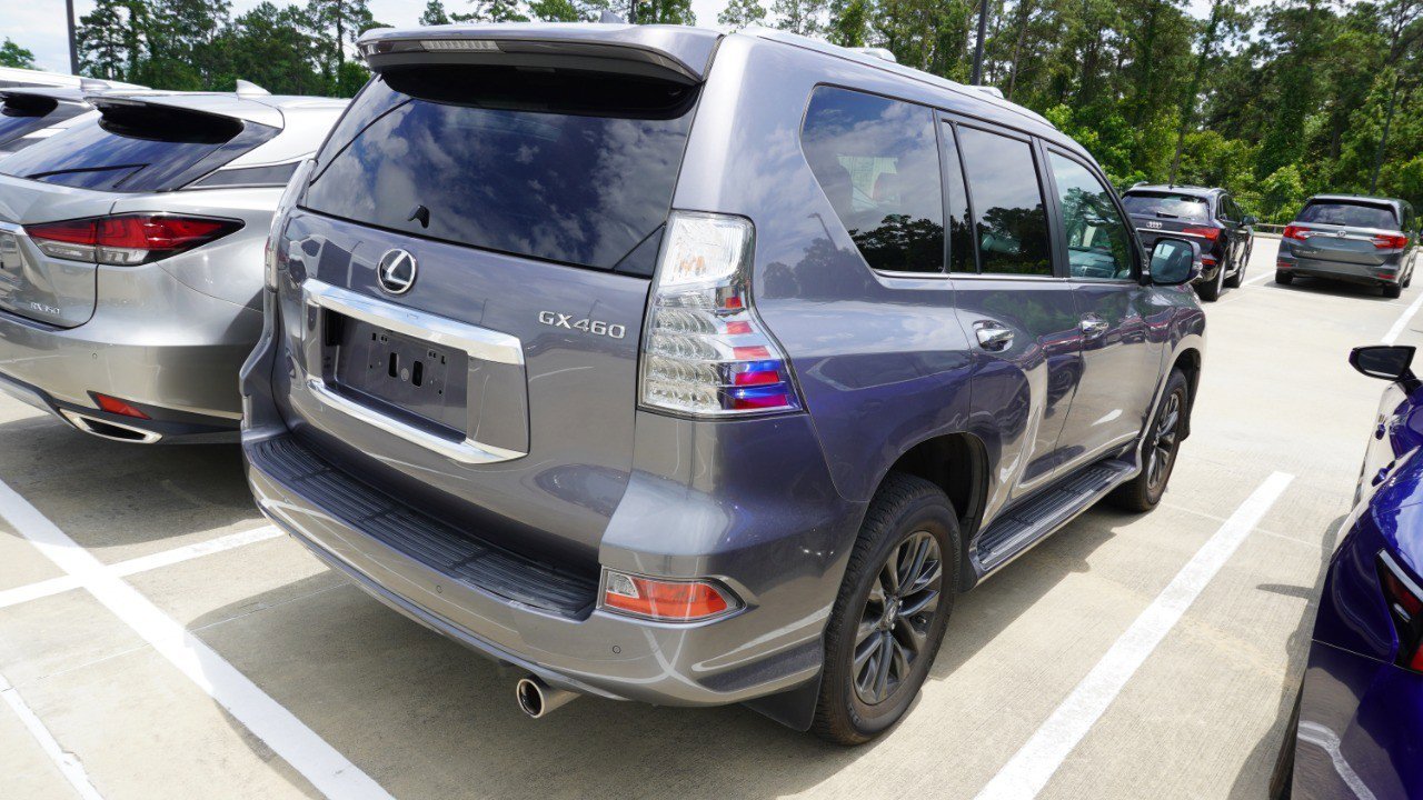 Used 2023 Lexus GX 460 Premium w/ Premium Package AWD/4WD image 5