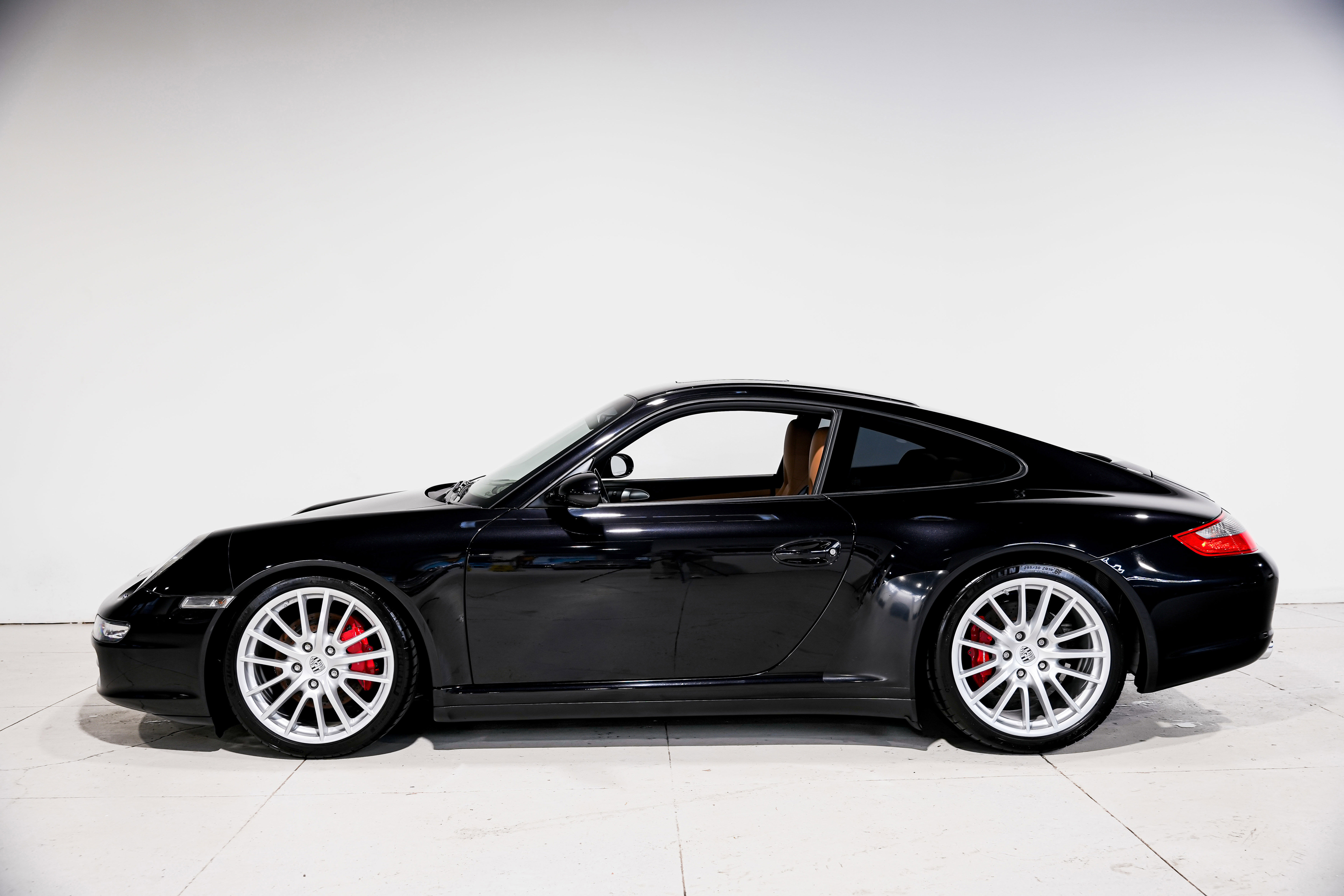 Used 2008 Porsche 911 Carrera 4S AWD/4WD image 7