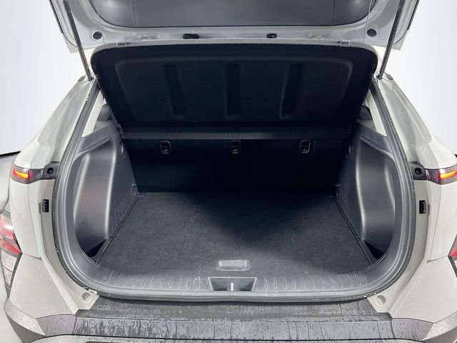 Used 2025 Hyundai Kona SEL image 24