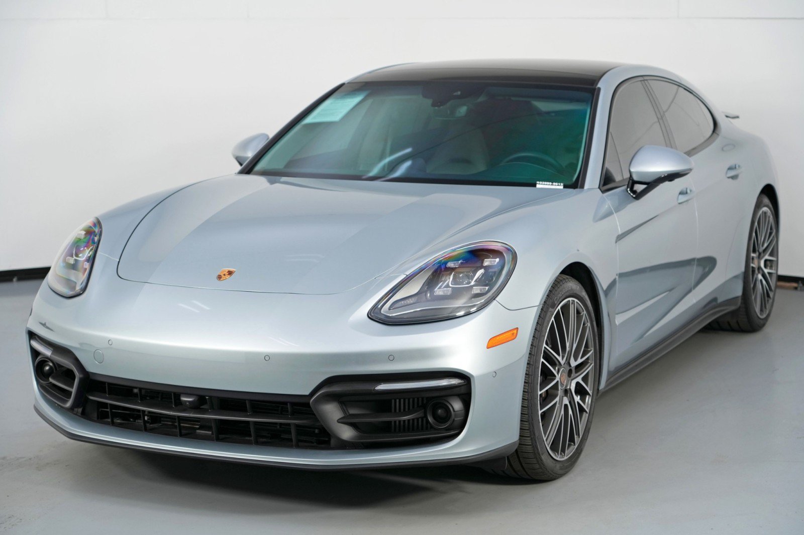 Used 2023 Porsche Panamera Platinum Edition RWD image 51