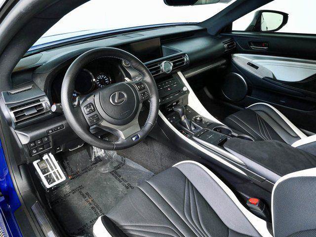 Used 2022 Lexus RC F w/ Premium Package RWD image 4
