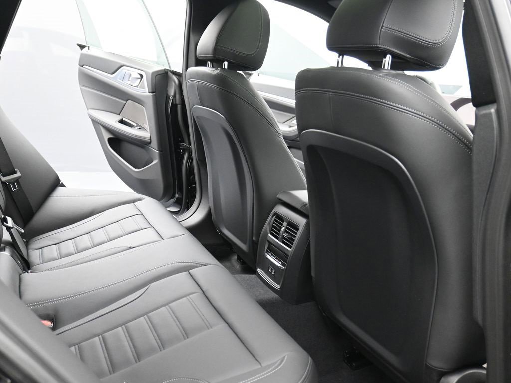 New 2026 BMW 430i xDrive w/ M Sport Package image 19