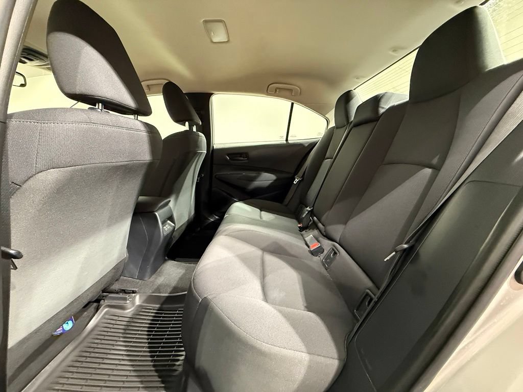 Certified 2024 Toyota Corolla LE FWD image 17