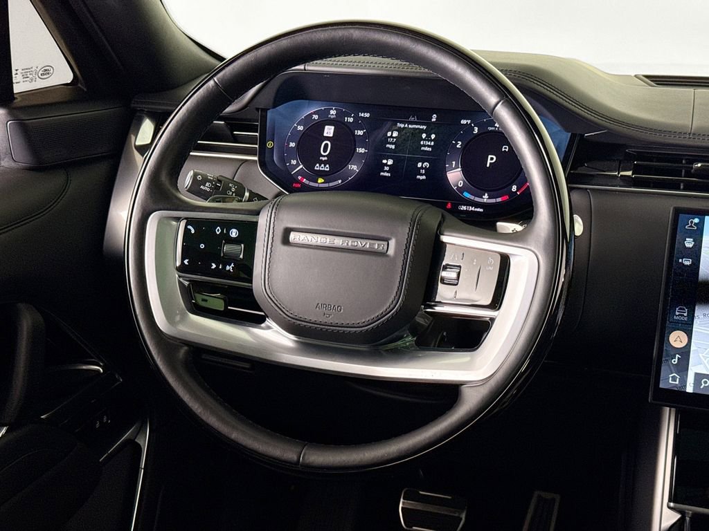 Used 2024 Land Rover Range Rover SE image 20
