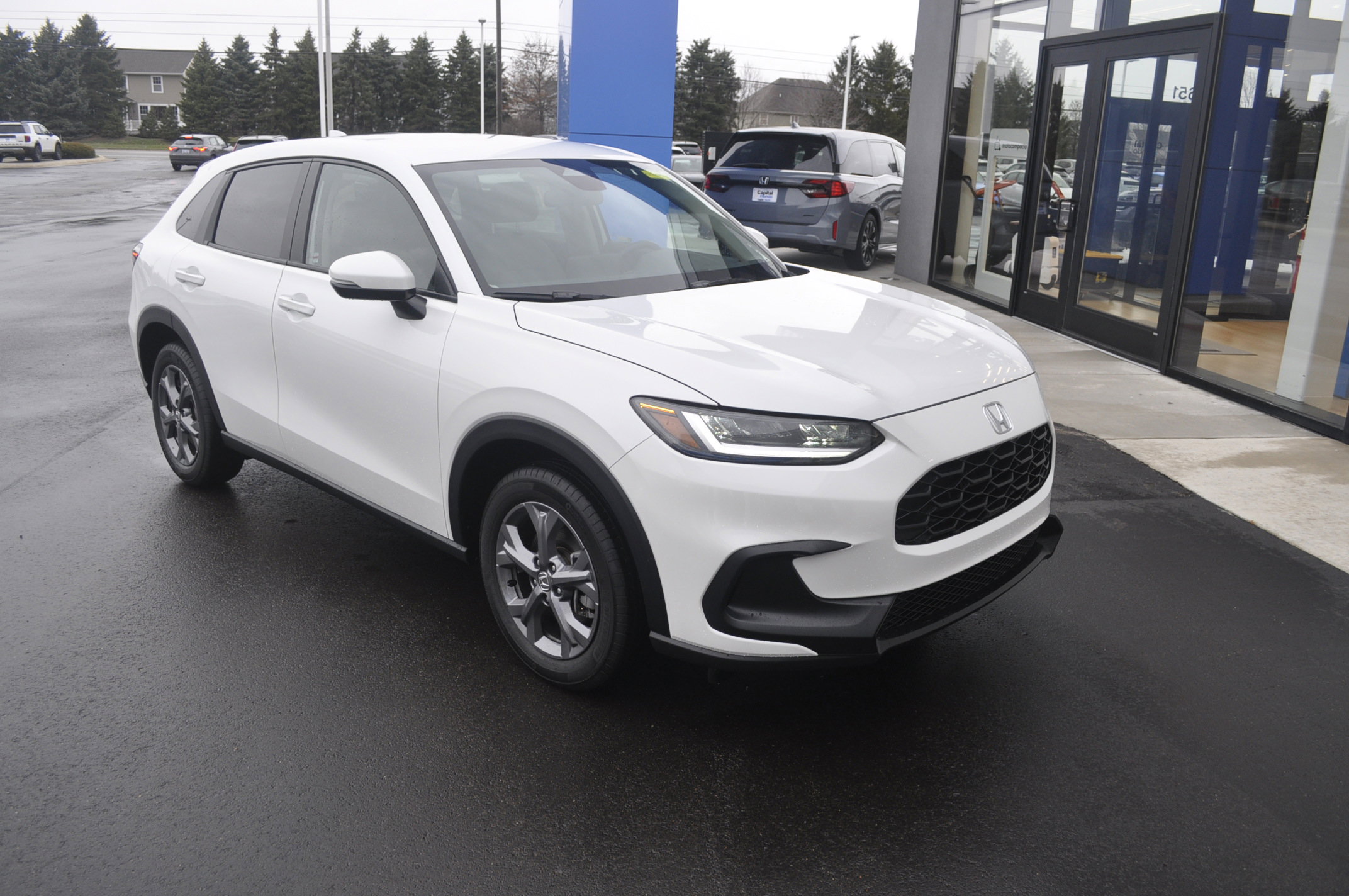 Certified 2026 Honda HR-V LX image 1