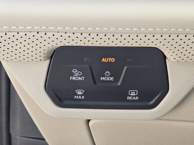 Certified 2025 Volkswagen Atlas SEL Premium R-Line image 22