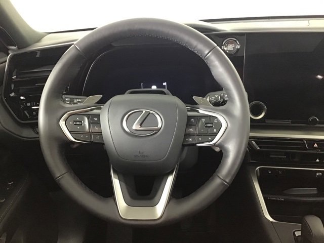 Used 2025 Lexus TX 350 AWD image 11