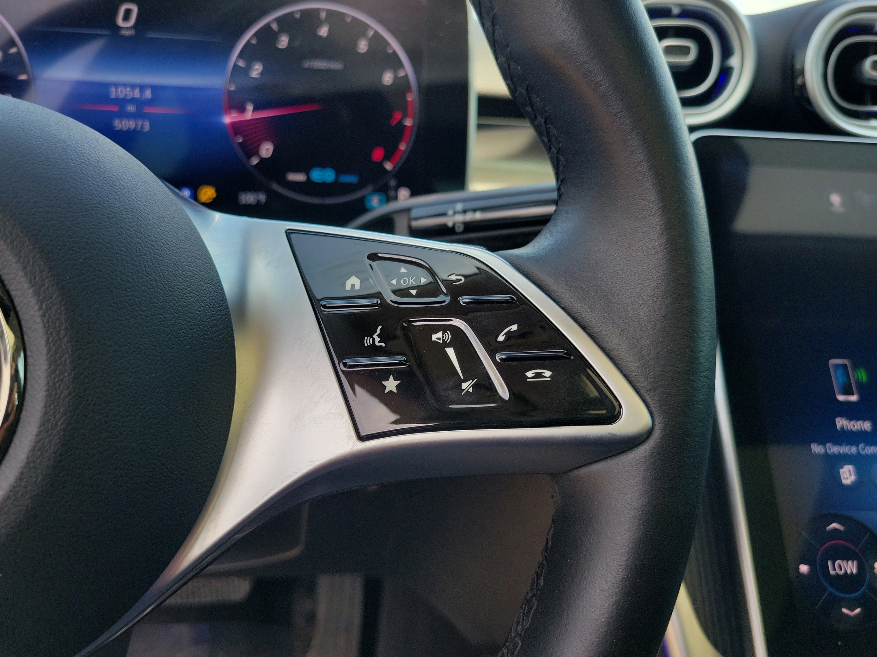 Certified 2022 Mercedes-Benz C 300 Sedan image 24