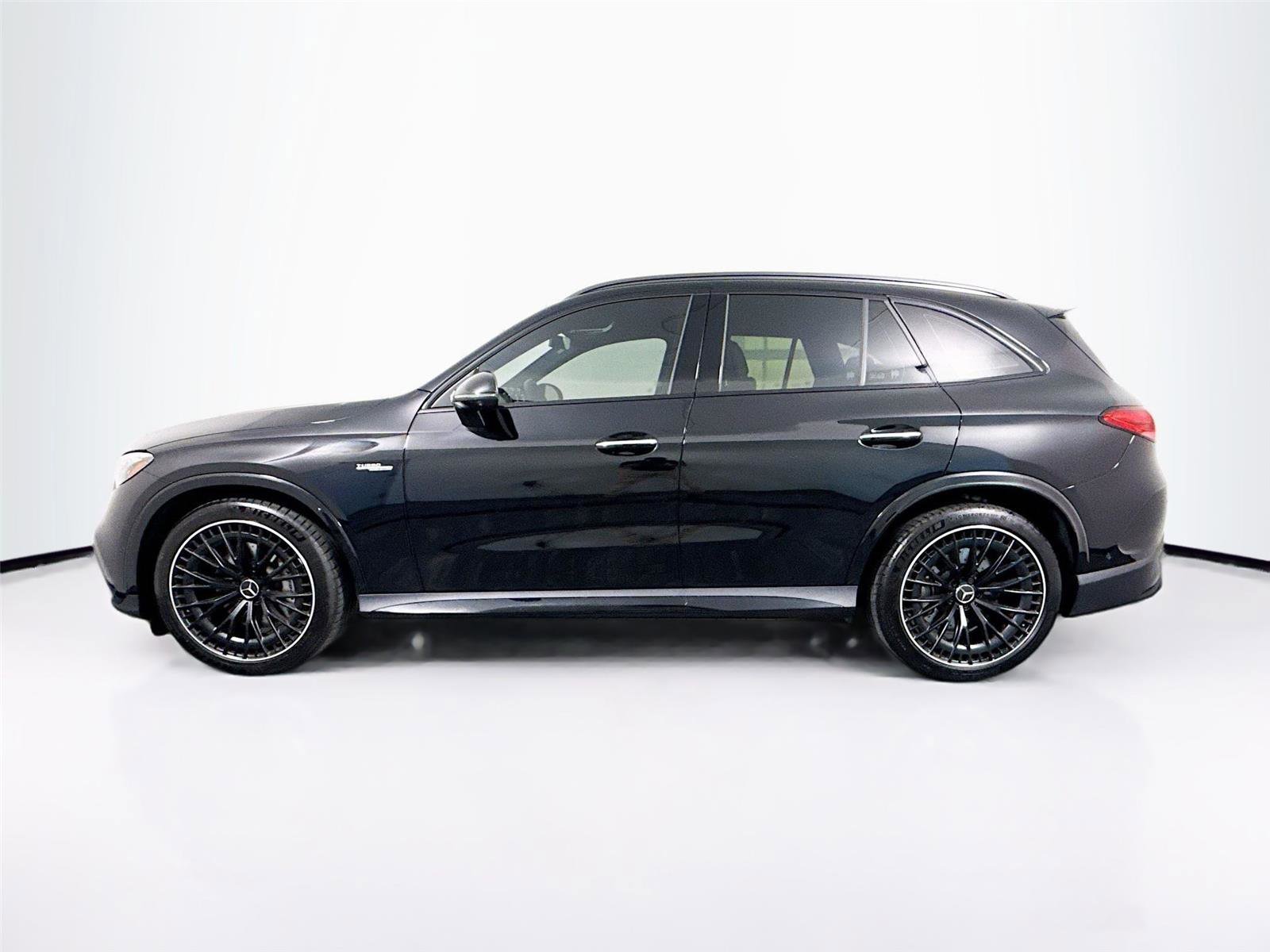 Used 2025 Mercedes-Benz GLC 43 AMG 4MATIC image 30