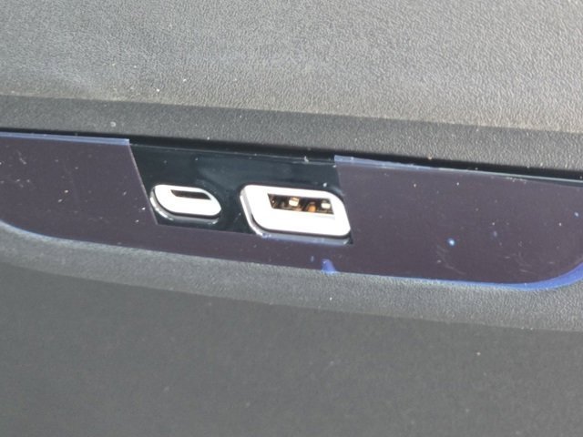 New 2026 Chrysler Pacifica Select image 17