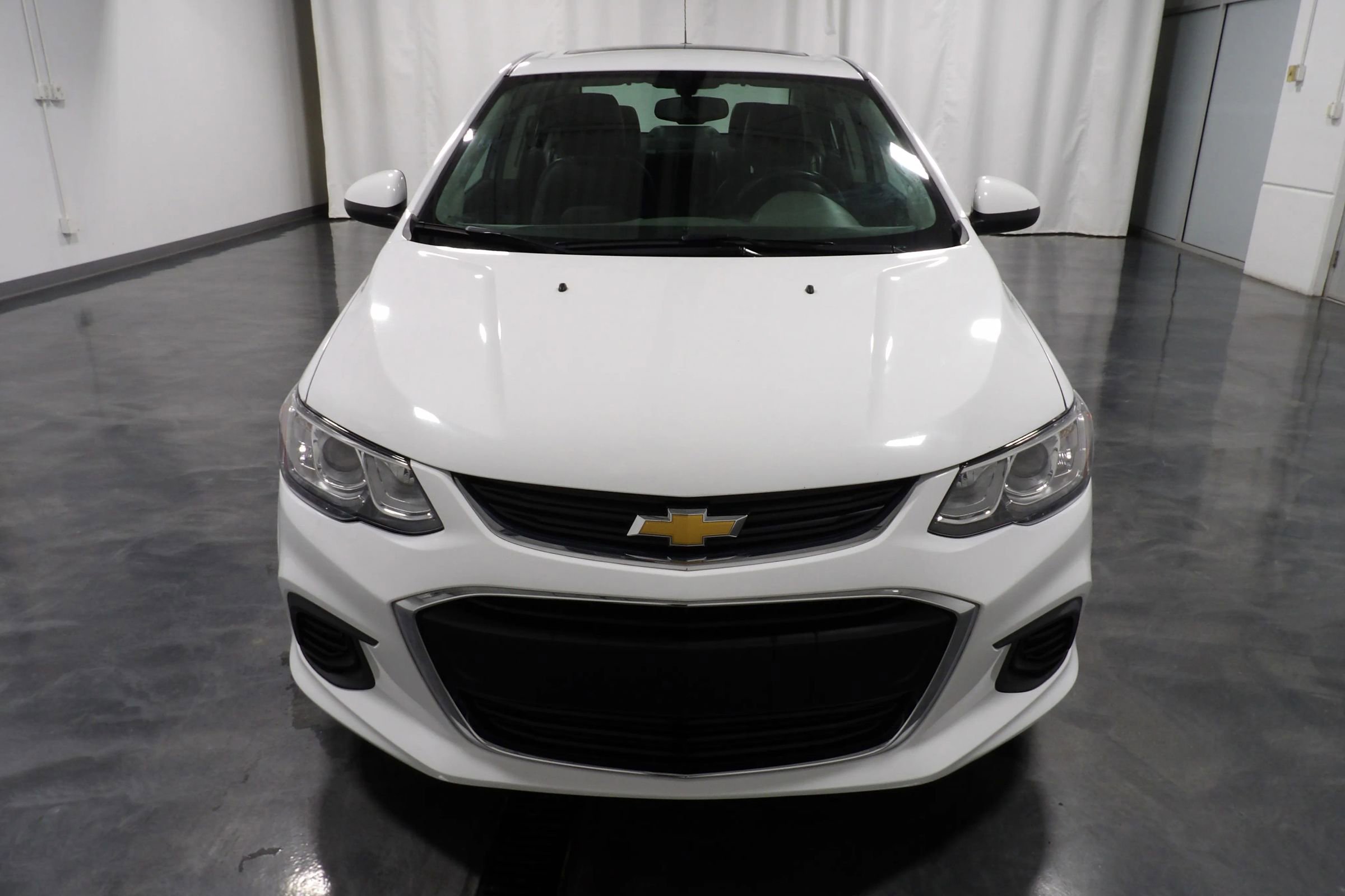 Used 2020 Chevrolet Sonic Premier image 2