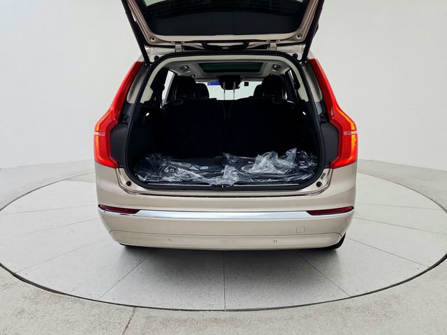 New 2025 Volvo XC90 B6 Plus w/ Protection Package Premier image 19
