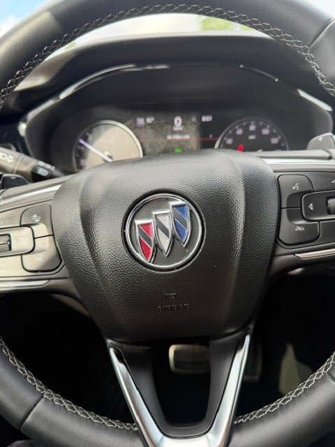 Used 2023 Buick Envision Essence w/ Sport Touring Package AWD/4WD image 10