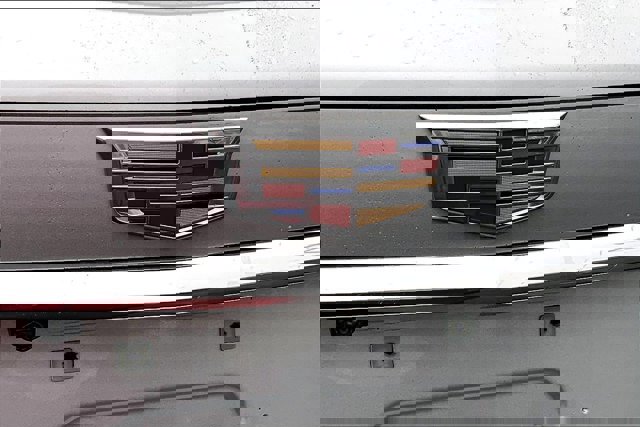 Used 2018 Cadillac XT5 Luxury w/ Driver Awareness Package image 31