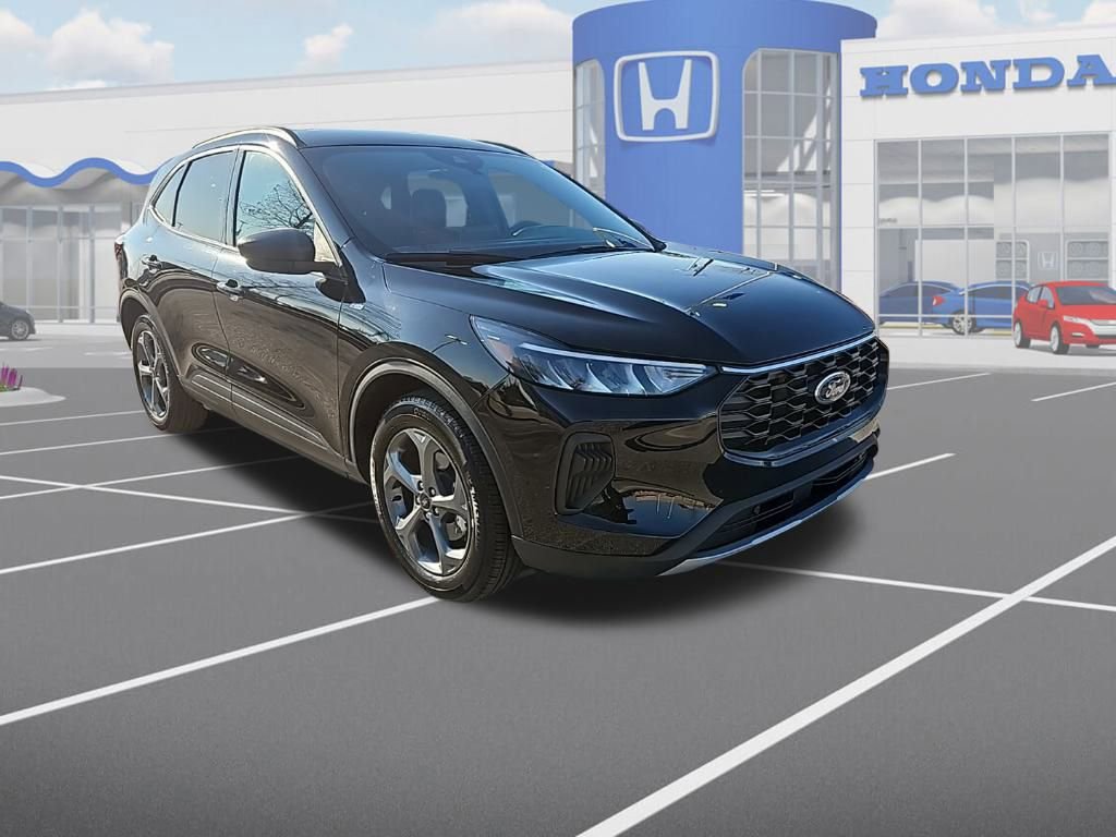 Used 2025 Ford Escape ST-Line