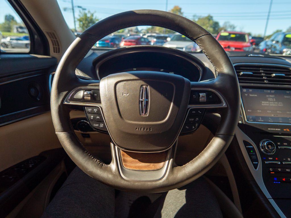 Used 2020 Lincoln Nautilus Reserve FWD image 23