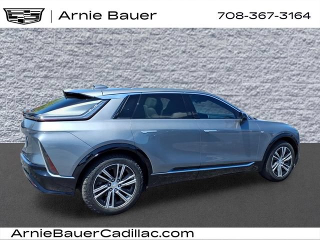 Used 2023 Cadillac Lyriq 2WD image 6