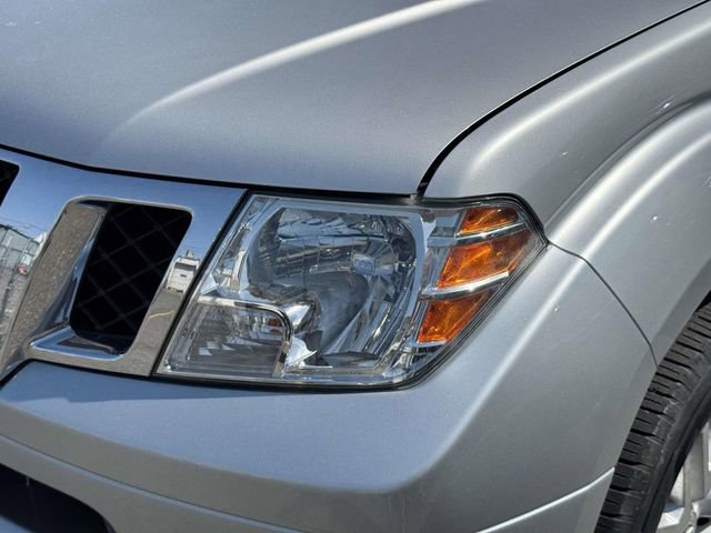 Used 2019 Nissan Frontier SV RWD image 11
