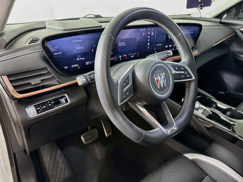 Used 2025 Buick Envision Sport Touring AWD/4WD image 9