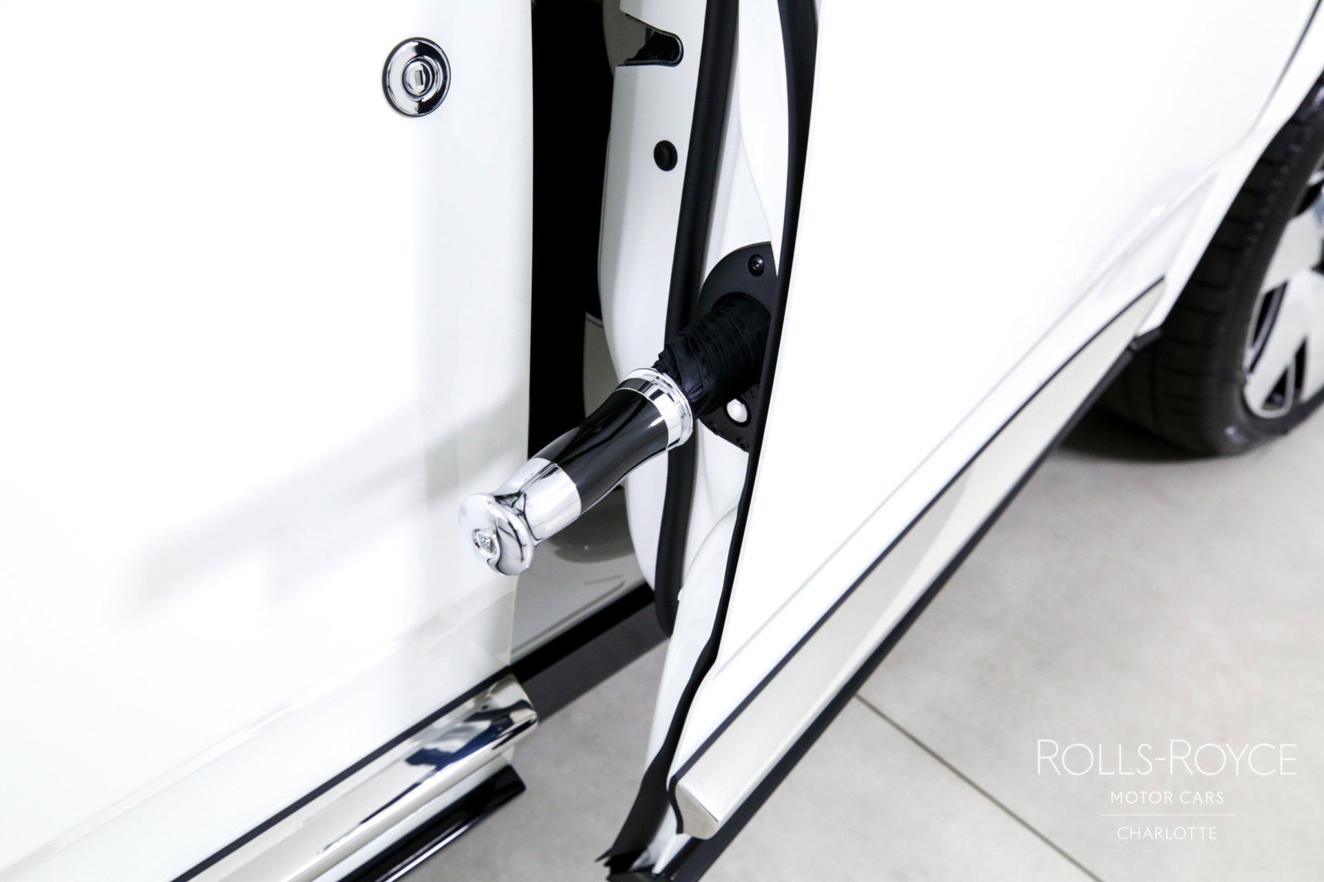 Certified 2025 Rolls-Royce Cullinan image 21