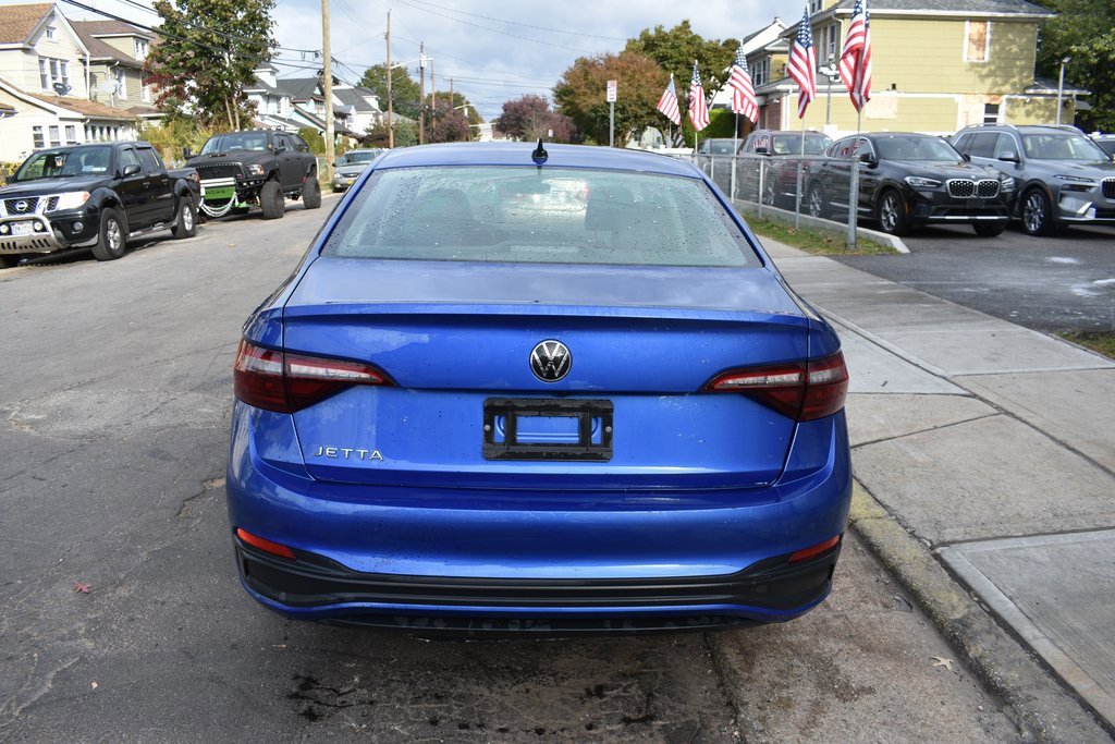 Used 2024 Volkswagen Jetta S image 7