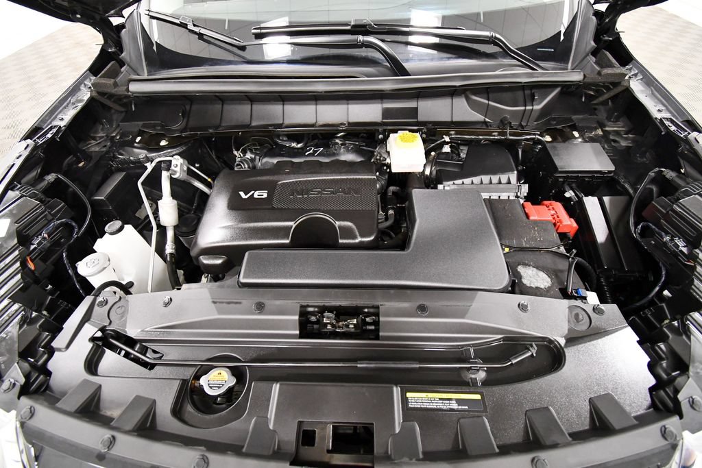 Used 2024 Nissan Pathfinder SL AWD/4WD image 12