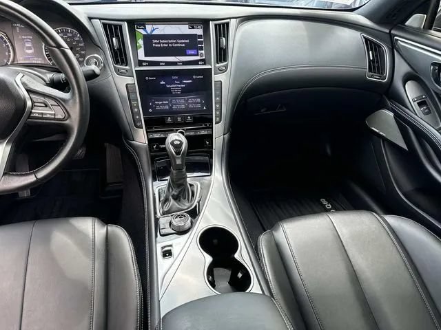 Used 2019 INFINITI Q60 3.0t Luxe w/ Essential Package AWD/4WD image 16