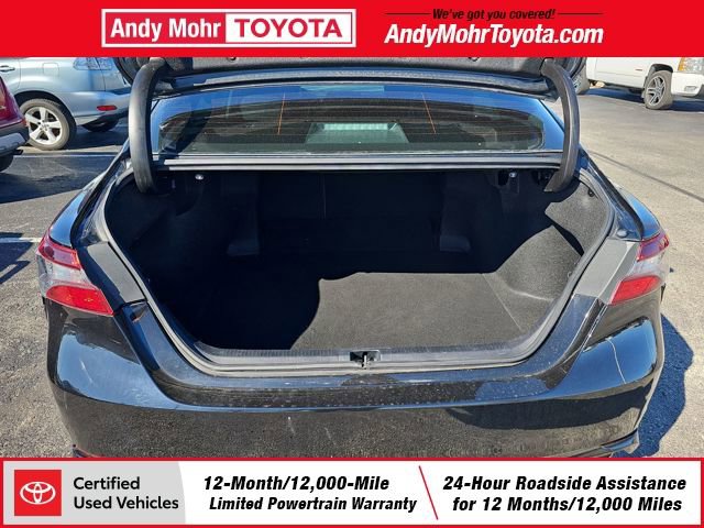 Certified 2021 Toyota Camry SE image 12