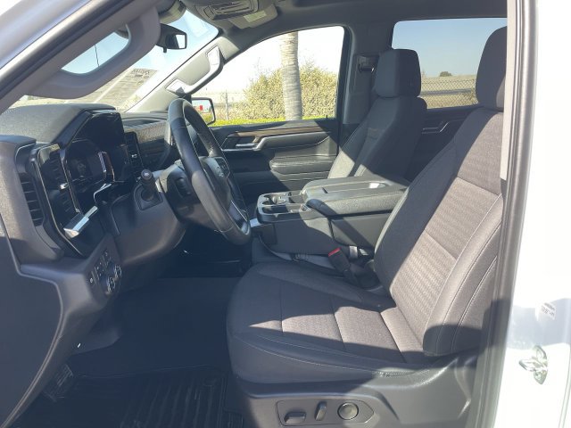 Used 2024 Chevrolet Silverado 1500 RST w/ Z71 Off-Road Package AWD/4WD image 18