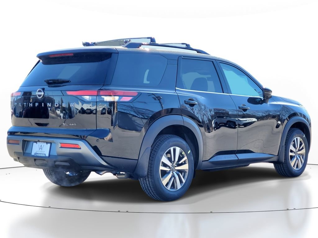 New 2026 Nissan Pathfinder SL image 4