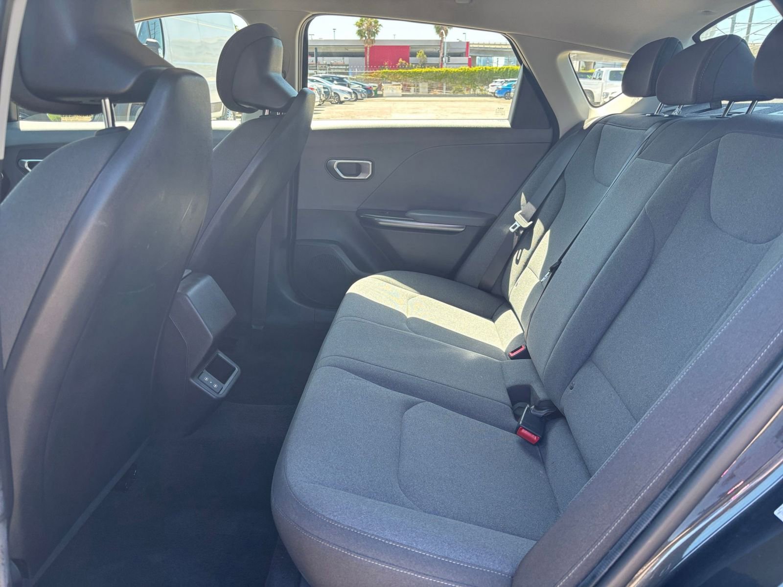 Used 2025 Kia K4 FWD image 24