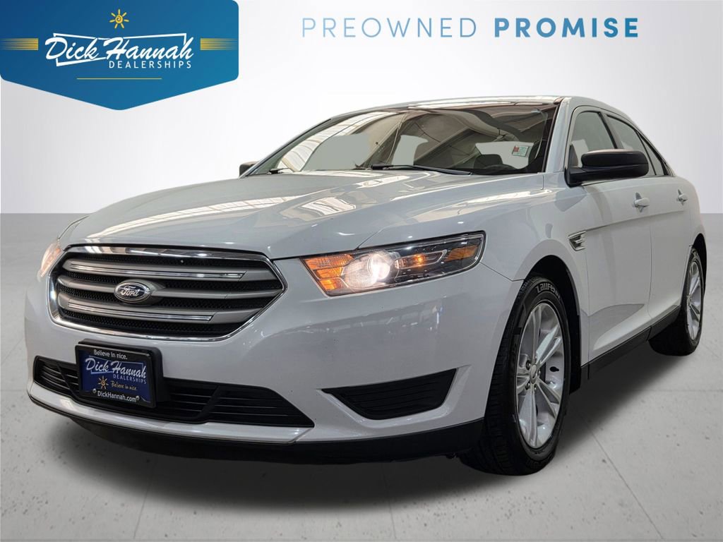 Used 2015 Ford Taurus SE image 1