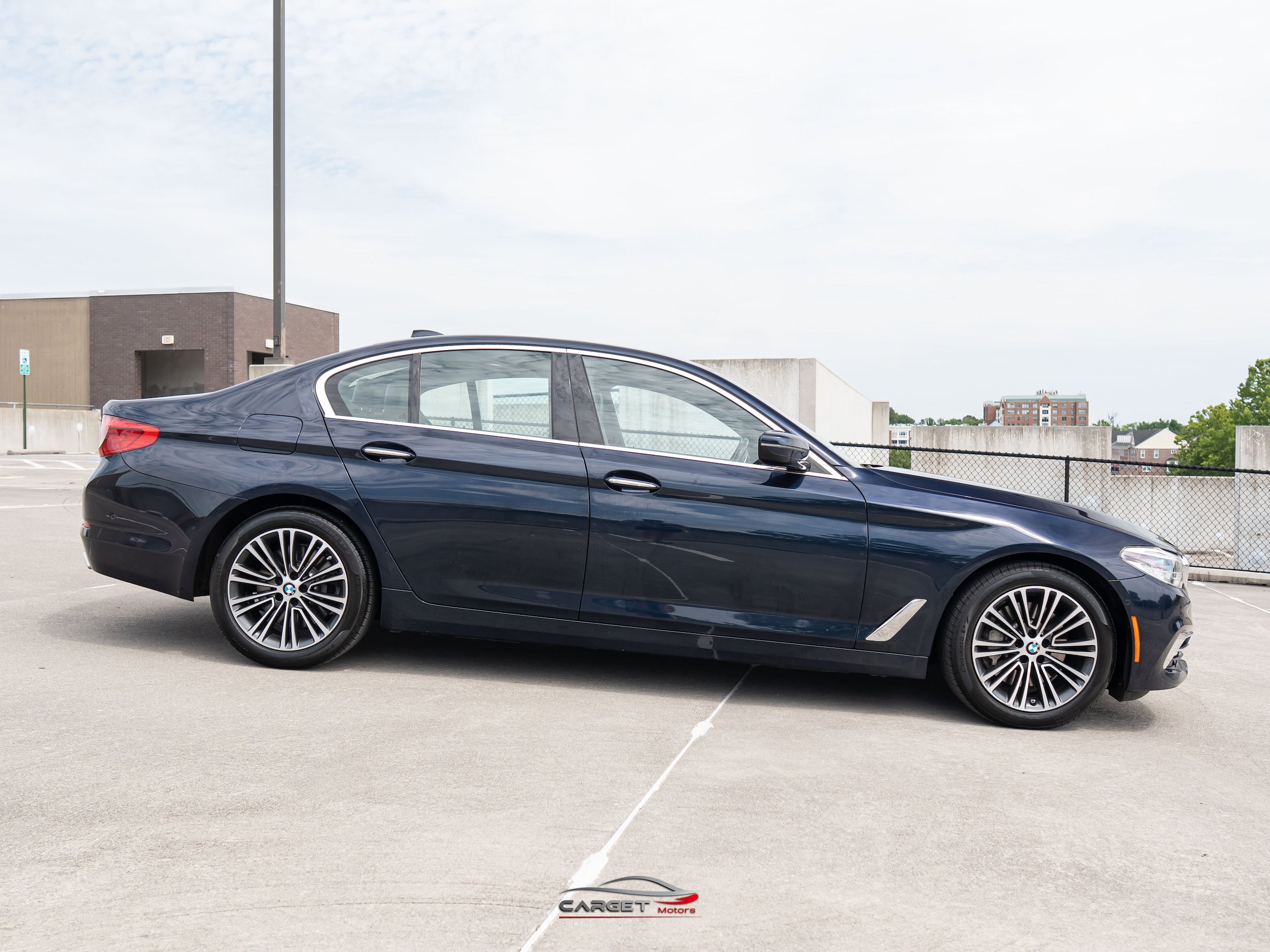 Used 2017 BMW 540i xDrive AWD/4WD image 8