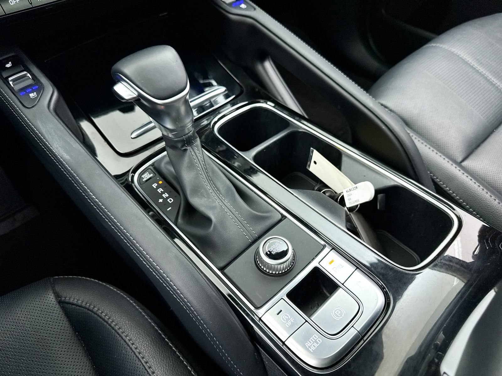 Certified 2024 Kia Telluride EX w/ EX Captain's Chair Package image 27