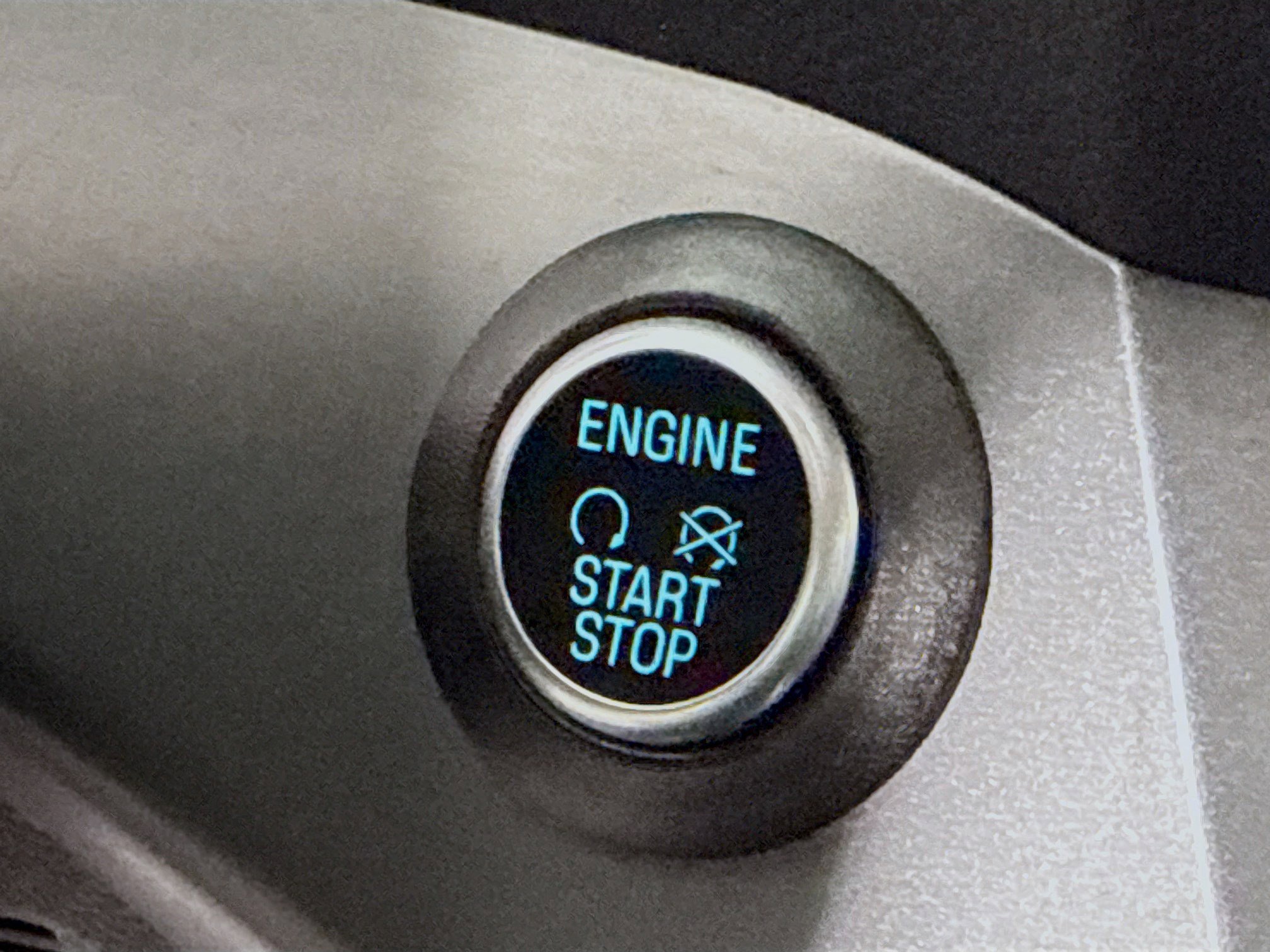 Used 2019 Ford Escape SEL image 21